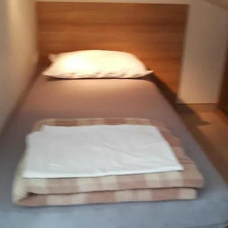 Alma Apartment *
